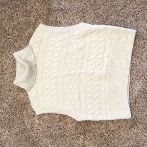 Old navy Large cream sweater vest